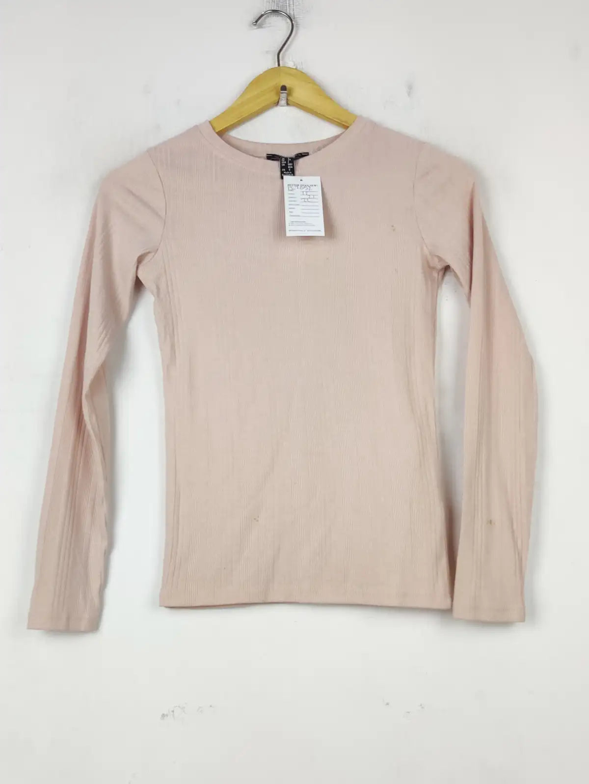 Buy online pre-used pre-loved 100% authentic & Original branded New Look (FS-2652) available in Pakistan. Top international brands avilable.