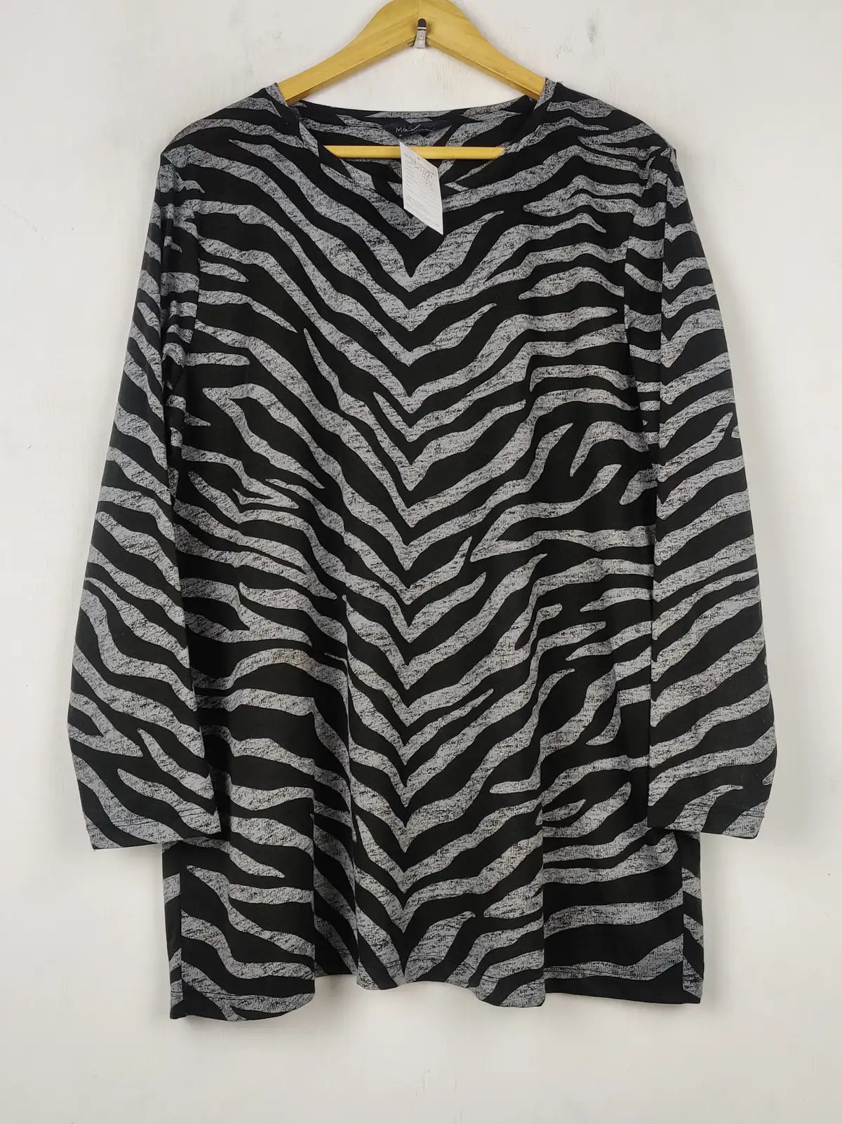 Buy online pre-used pre-loved 100% authentic & Original branded Marks & Spencers (FS-2654) available in Pakistan. Top international brands avilable.