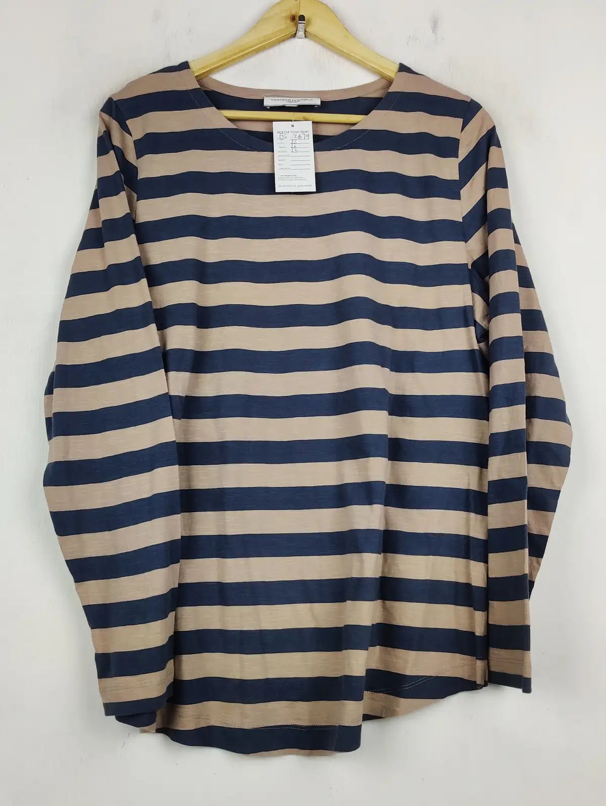 Buy online pre-used pre-loved 100% authentic & Original branded Carolyn Donnelly (FS-2679) available in Pakistan. Top international brands avilable.