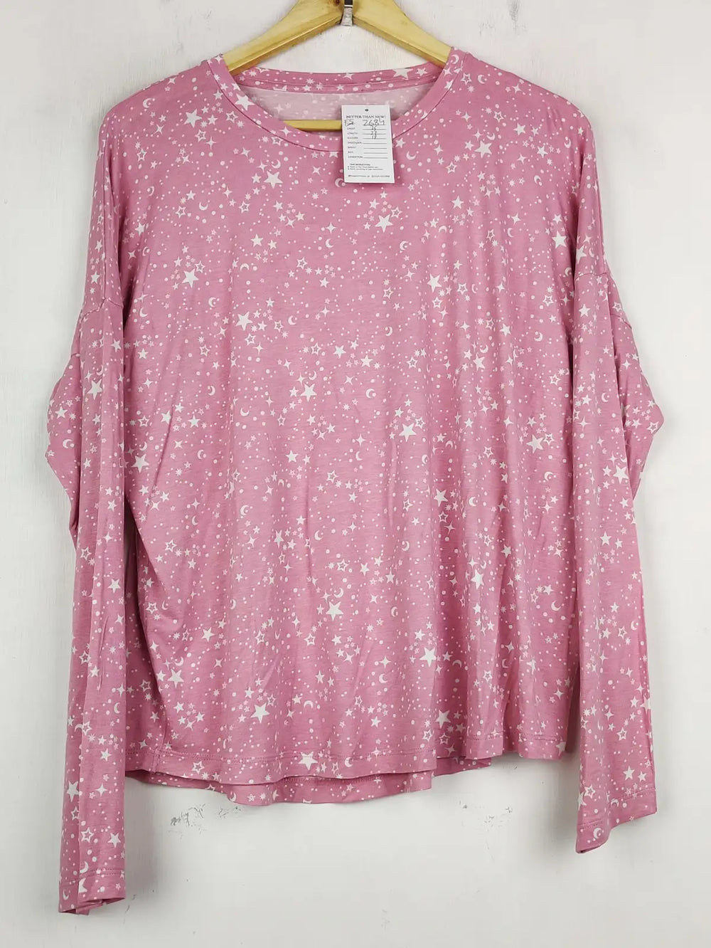 Buy online pre-used pre-loved 100% authentic & Original branded Unknown Brand (FS-2684) available in Pakistan. Top international brands avilable.