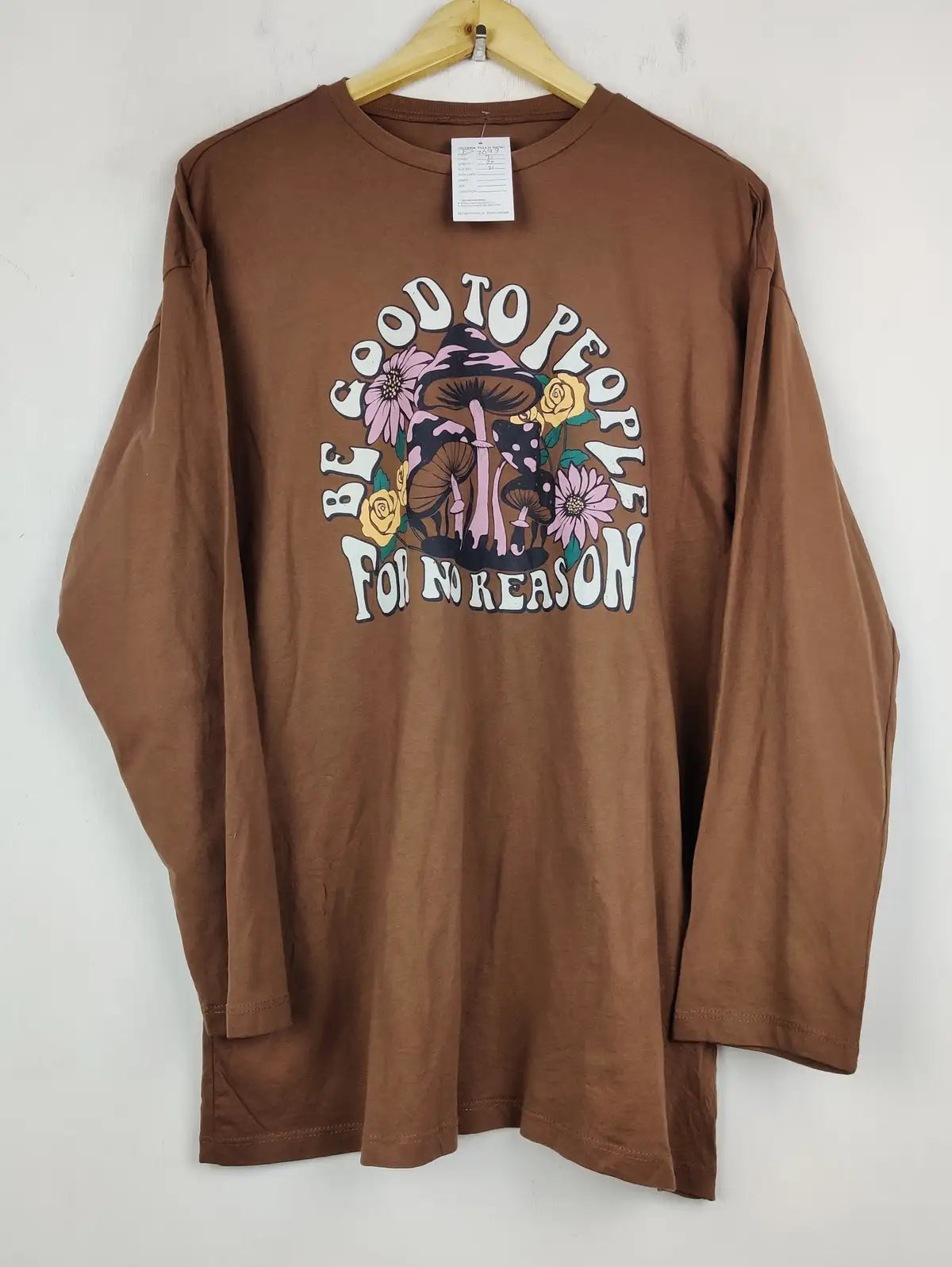 Buy online pre-used pre-loved 100% authentic & Original branded Unknown Brand (FS-2699) available in Pakistan. Top international brands avilable.