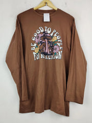 Buy online pre-used pre-loved 100% authentic & Original branded Unknown Brand (FS-2699) available in Pakistan. Top international brands avilable.