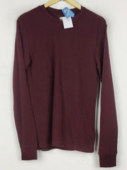 Buy online pre-used pre-loved 100% authentic & Original branded Old Navy (FS-2769) available in Pakistan. Top international brands avilable.