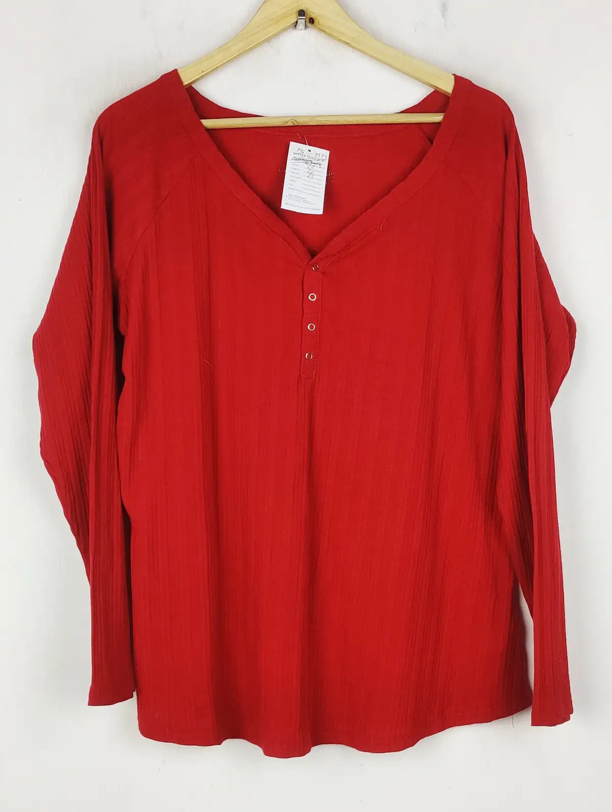Buy online pre-used pre-loved 100% authentic & Original branded Unknown Brand (FS-2773) available in Pakistan. Top international brands avilable.