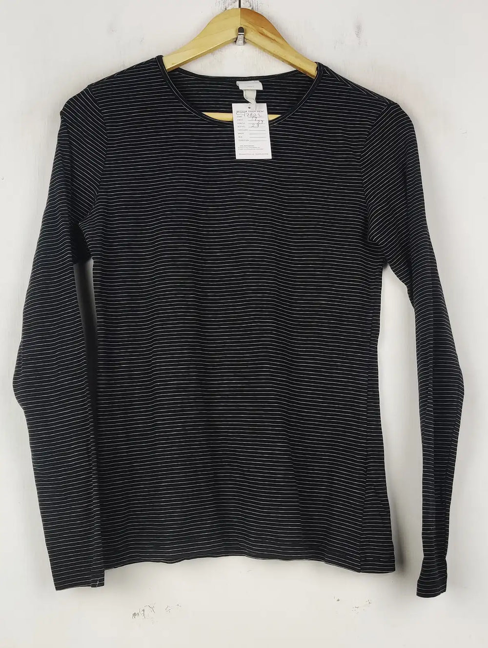 Buy online pre-used pre-loved 100% authentic & Original branded H&M (FS-2822) available in Pakistan. Top international brands avilable.