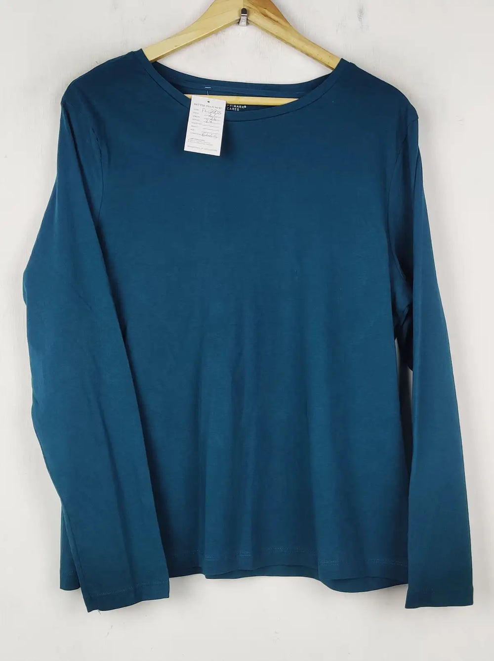 Buy online pre-used pre-loved 100% authentic & Original branded Primark (FS-2835) available in Pakistan. Top international brands avilable.