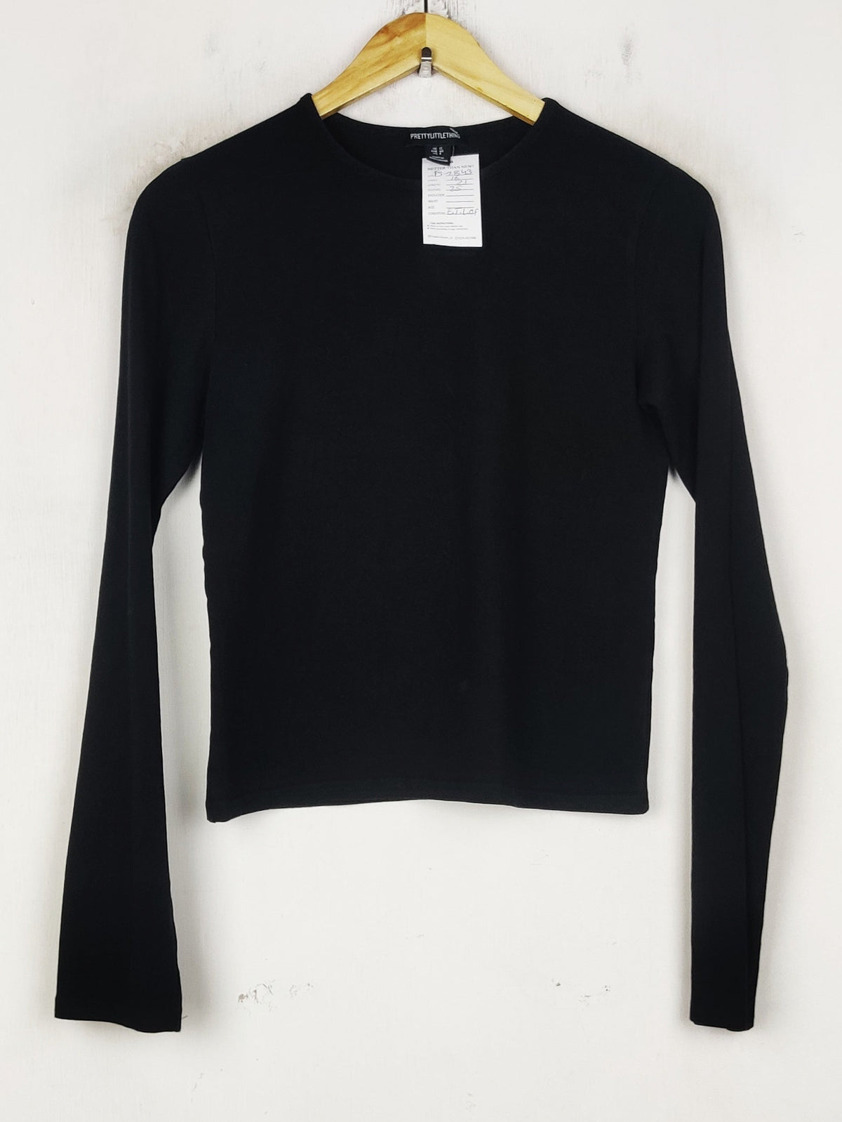Buy online pre-used pre-loved 100% authentic & Original branded Prettylittlething (FS-2843) available in Pakistan. Top international brands avilable.
