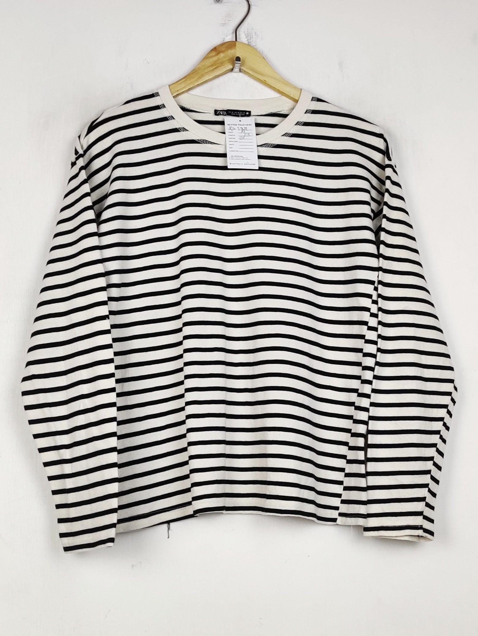 Buy online pre-used pre-loved 100% authentic & Original branded Zara (FS-2872) available in Pakistan. Top international brands avilable.