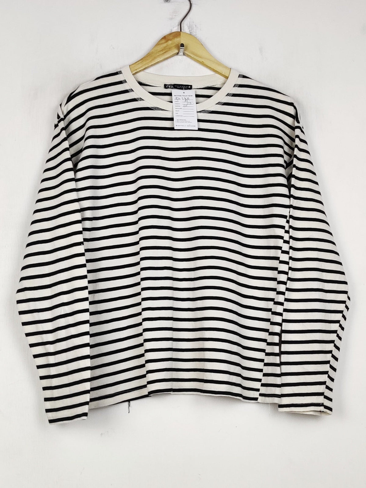 Buy online pre-used pre-loved 100% authentic & Original branded Zara (FS-2872) available in Pakistan. Top international brands avilable.