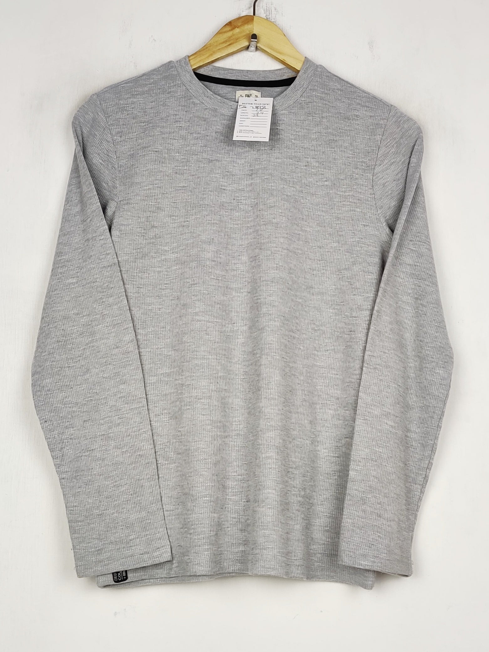 Buy online pre-used pre-loved 100% authentic & Original branded F&F (FS-2878) available in Pakistan. Top international brands avilable.