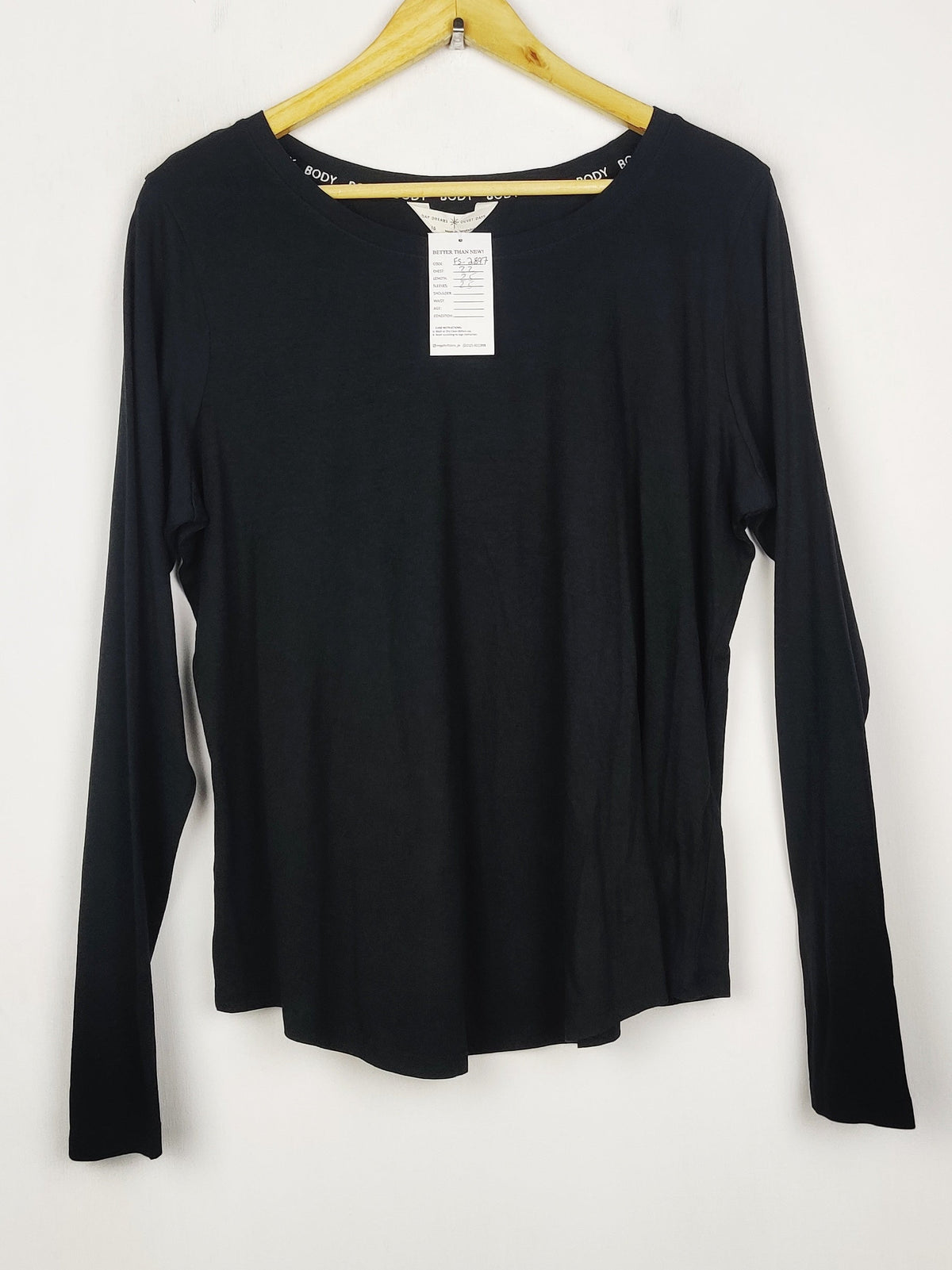 Buy online pre-used pre-loved 100% authentic & Original branded Day Dreams (FS-2897) available in Pakistan. Top international brands avilable.