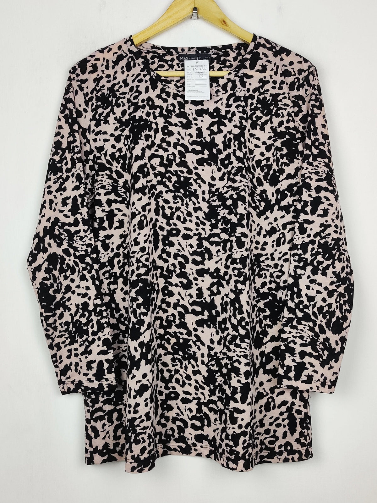 Buy online pre-used pre-loved 100% authentic & Original branded Marks & Spencers (FS-2901) available in Pakistan. Top international brands avilable.