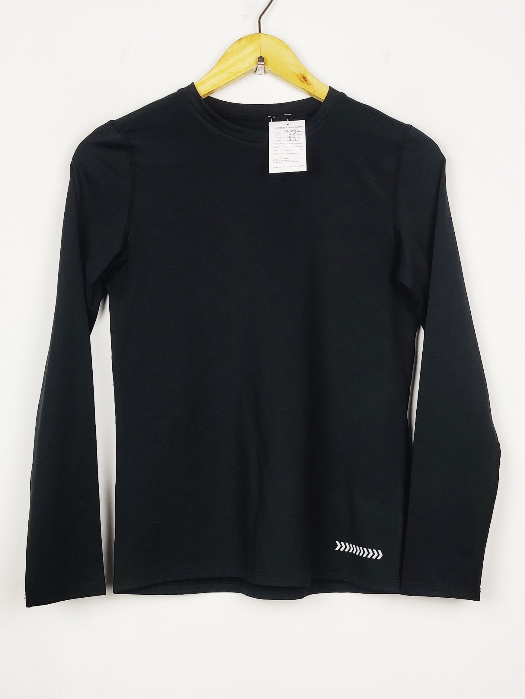 Buy online pre-used pre-loved 100% authentic & Original branded Unknown Brand (FS-2912) available in Pakistan. Top international brands avilable.