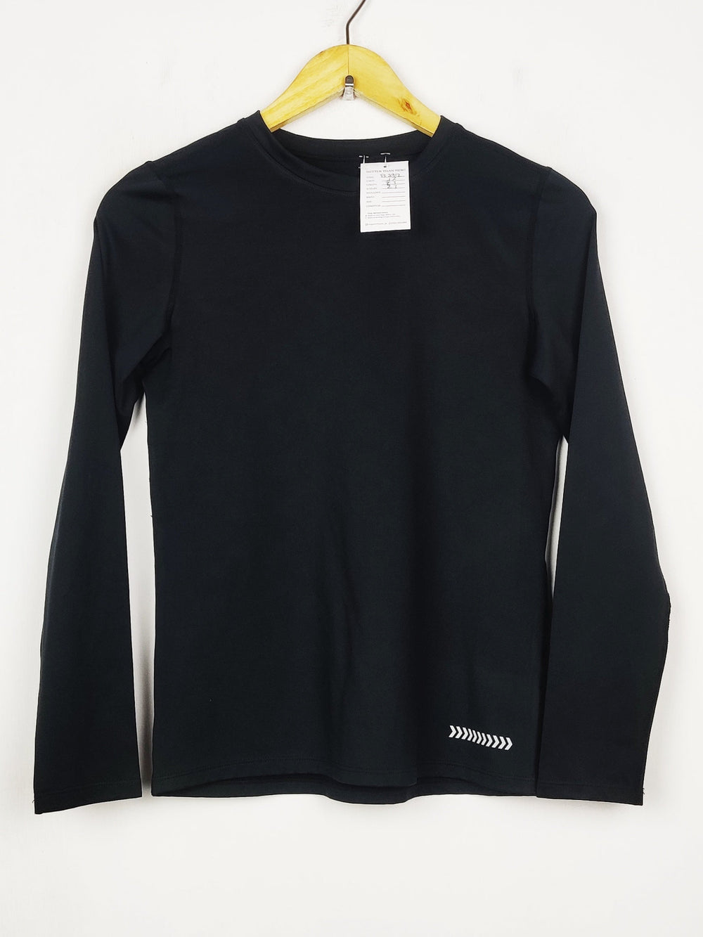 Buy online pre-used pre-loved 100% authentic & Original branded Unknown Brand (FS-2912) available in Pakistan. Top international brands avilable.