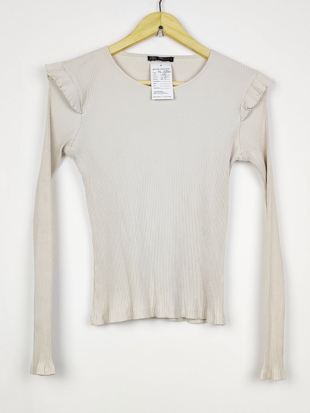 Buy online pre-used pre-loved 100% authentic & Original branded Zara (FS-2921) available in Pakistan. Top international brands avilable.