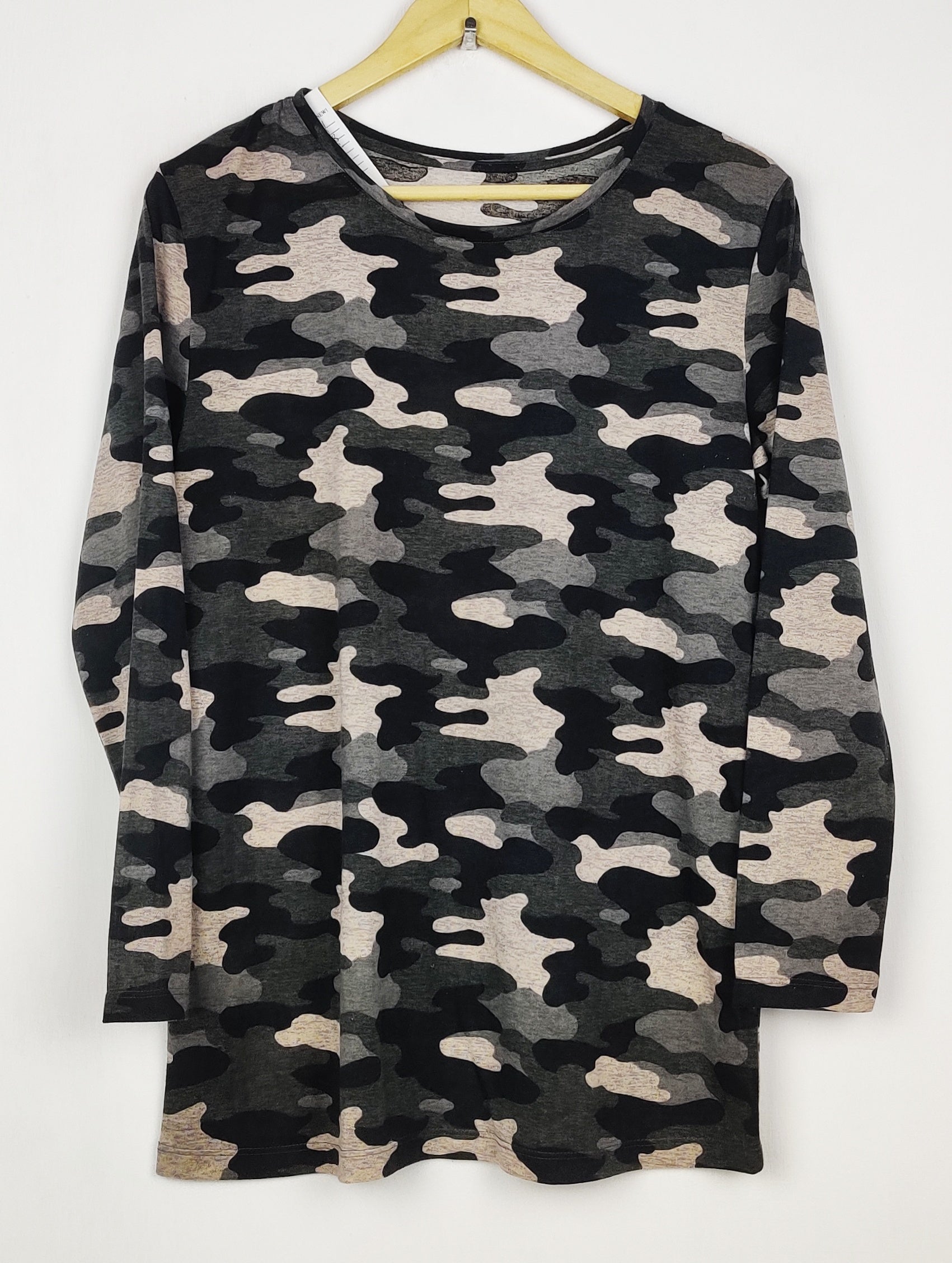 Buy online pre-used pre-loved 100% authentic & Original branded Primark (FS-2940) available in Pakistan. Top international brands avilable.