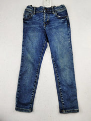Buy online pre-used pre-loved 100% authentic & Original branded Denim Co. (GB-1025) available in Pakistan. Top international brands avilable.