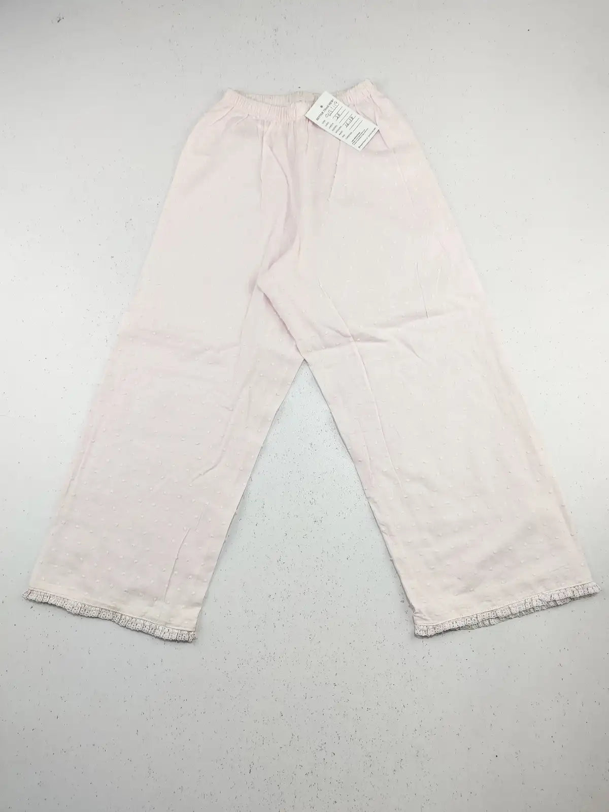 Buy online pre-used pre-loved 100% authentic & Original branded Unknown Brand (GB-1119) available in Pakistan. Top international brands avilable.