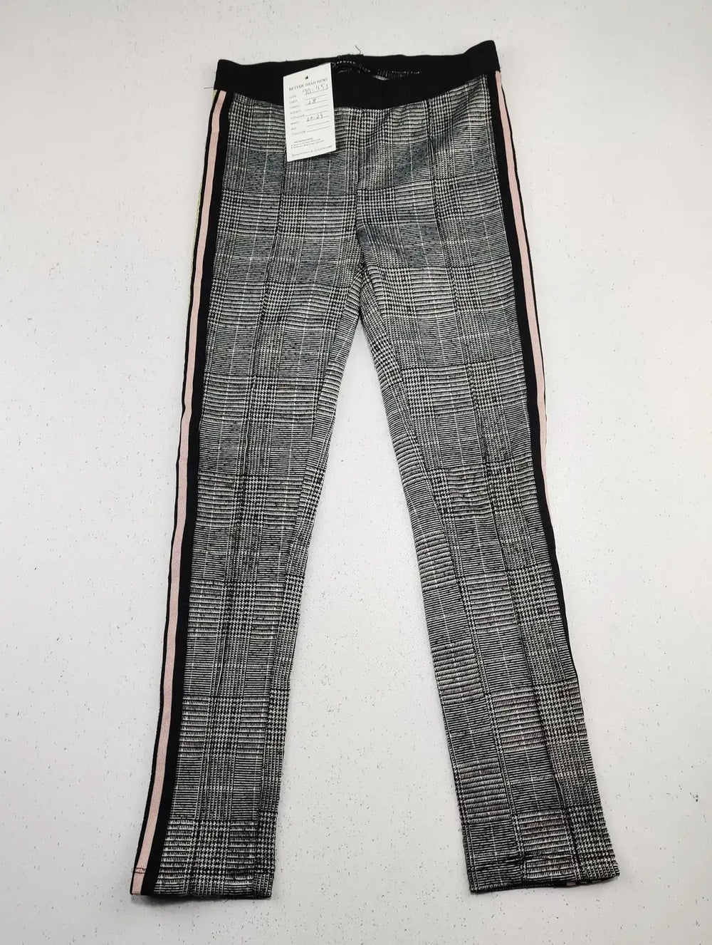 Buy online pre-used pre-loved 100% authentic & Original branded Reserved (GB-1153) available in Pakistan. Top international brands avilable.