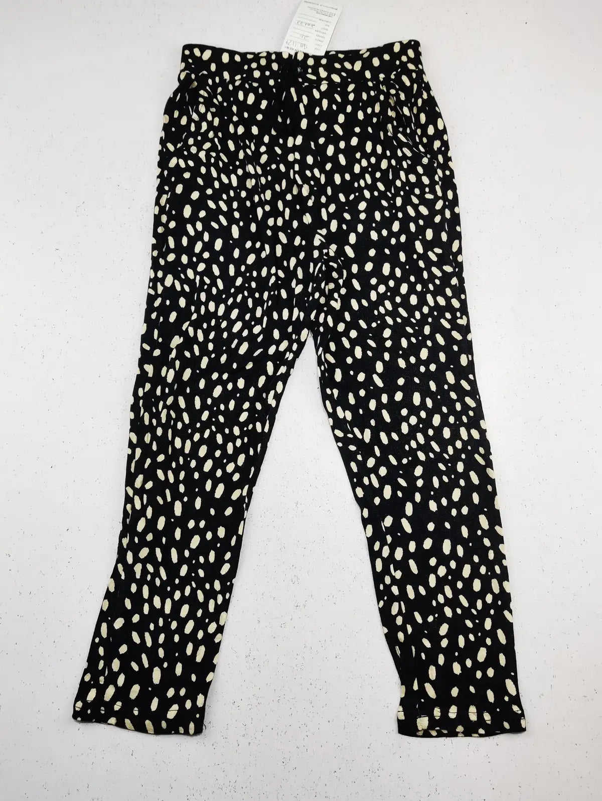 Buy online pre-used pre-loved 100% authentic & Original branded I Love Girlswear (GB-1179) available in Pakistan. Top international brands avilable.