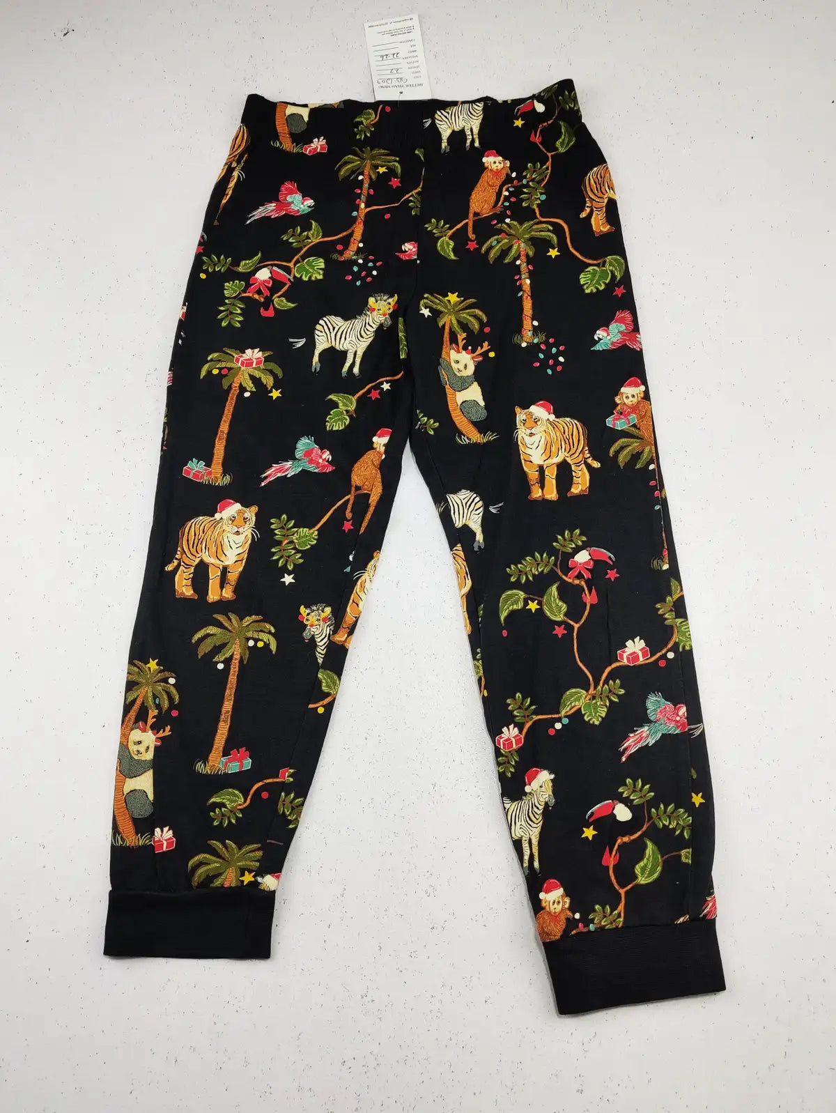 Buy online pre-used pre-loved 100% authentic & Original branded Marks & Spencer (GB-1209) available in Pakistan. Top international brands avilable.