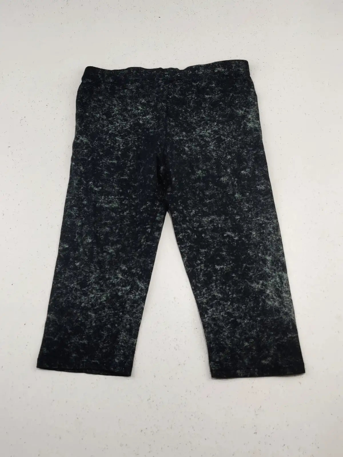 Buy online pre-used pre-loved 100% authentic & Original branded Zaroni (GB-1221) available in Pakistan. Top international brands avilable.