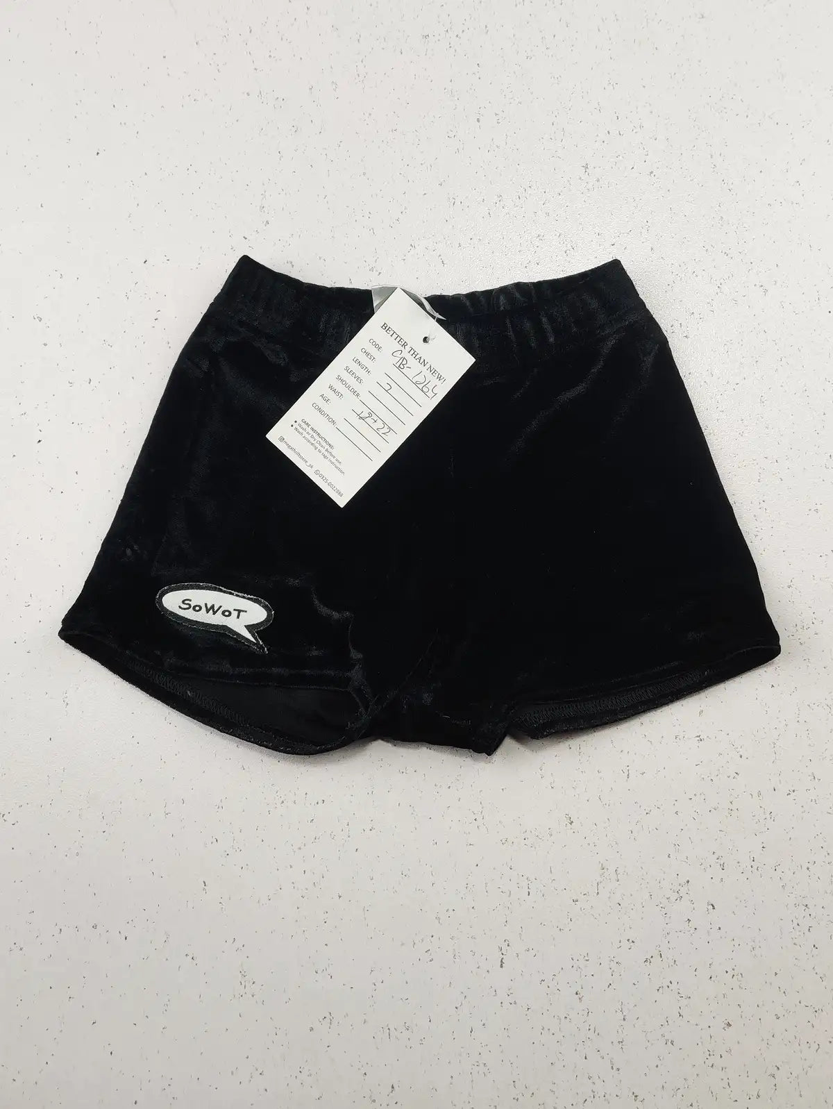 Buy online pre-used pre-loved 100% authentic & Original branded Sowot (GB-1264) available in Pakistan. Top international brands avilable.