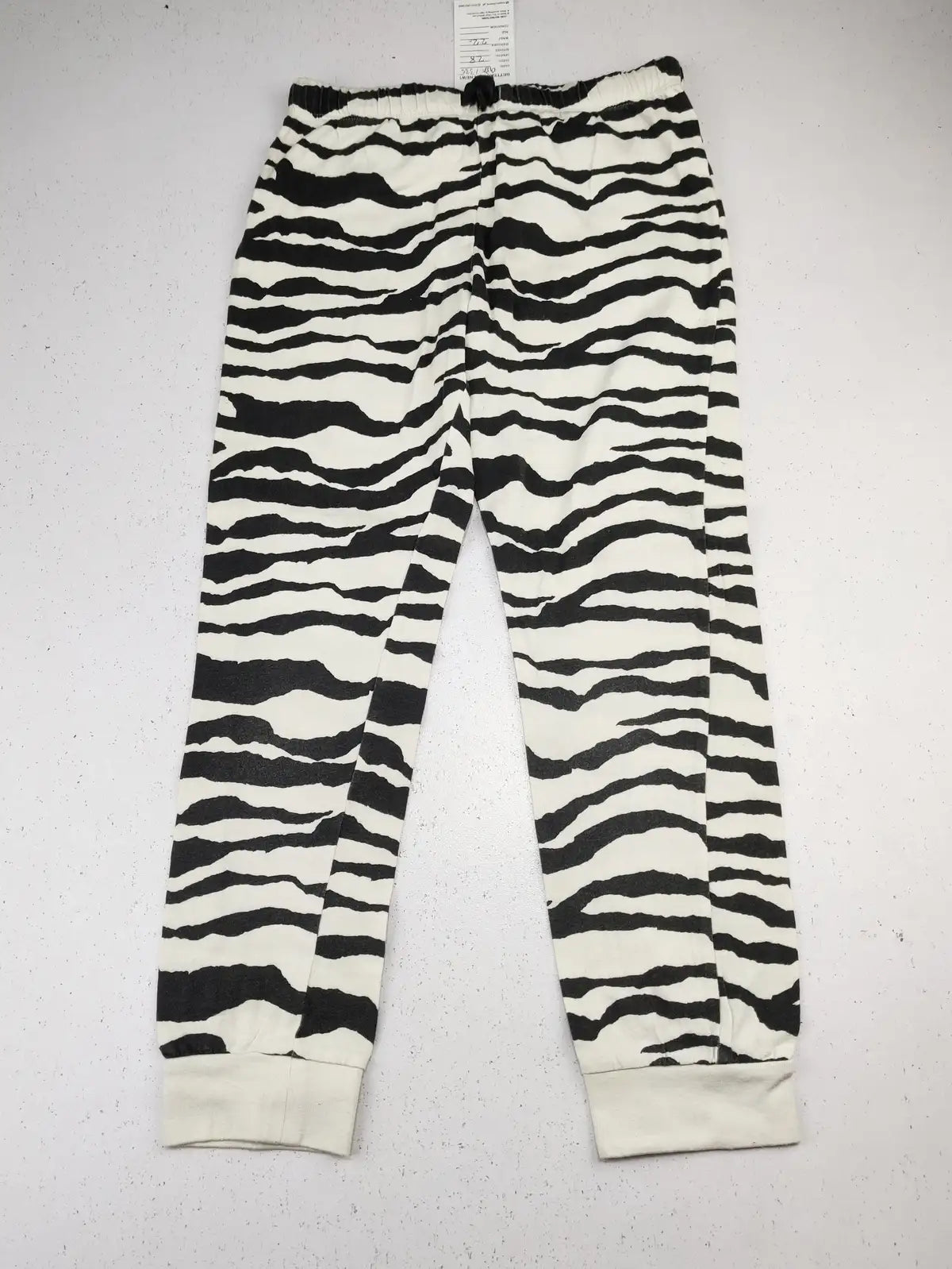 Buy online pre-used pre-loved 100% authentic & Original branded Marks & Spencer (GB-1335) available in Pakistan. Top international brands avilable.