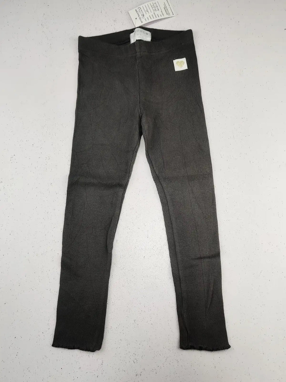 Buy online pre-used pre-loved 100% authentic & Original branded Jeff&Co (GB-1347) available in Pakistan. Top international brands avilable.