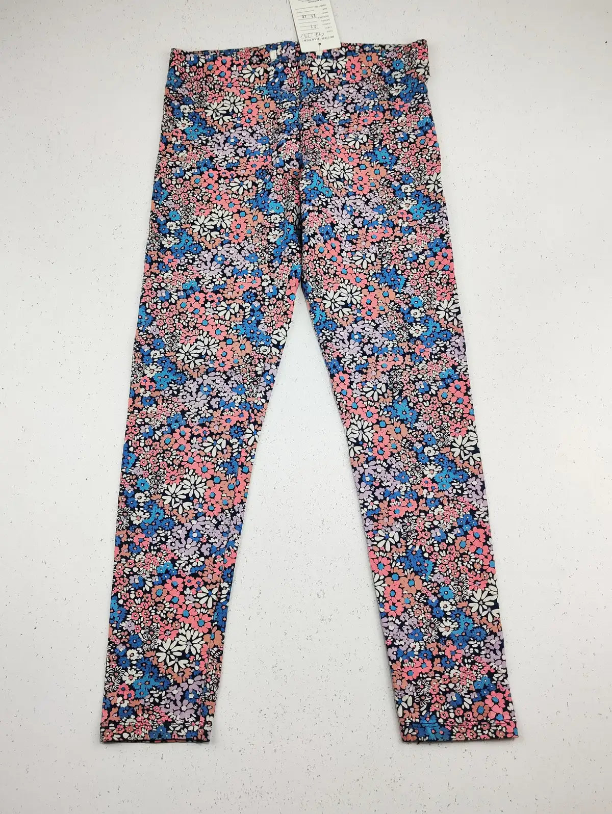 Buy online pre-used pre-loved 100% authentic & Original branded Unknown Brand (GB-1397) available in Pakistan. Top international brands avilable.