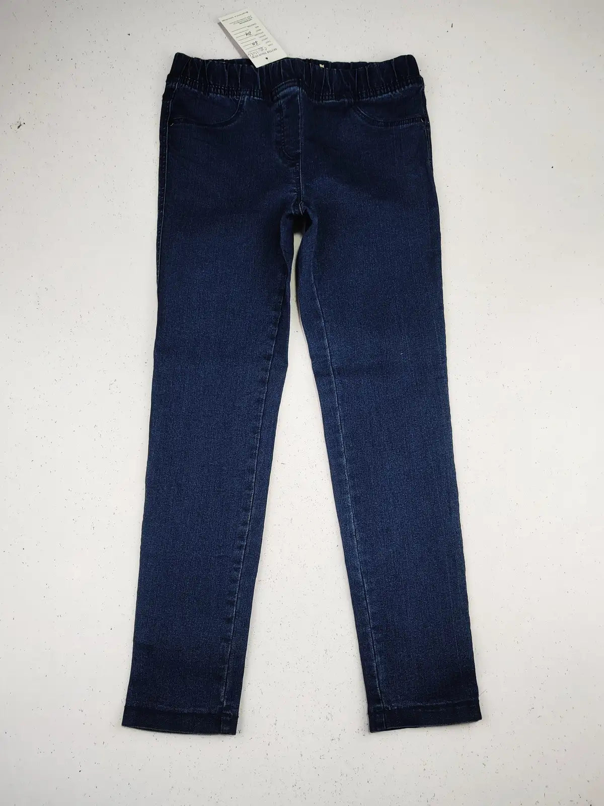 Buy online pre-used pre-loved 100% authentic & Original branded Unknown Brand (GB-1456) available in Pakistan. Top international brands avilable.