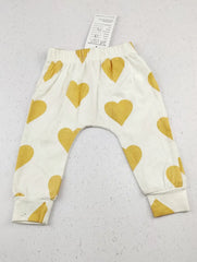 Buy online pre-used pre-loved 100% authentic & Original branded Unknown Brand (GB-1522) available in Pakistan. Top international brands avilable.