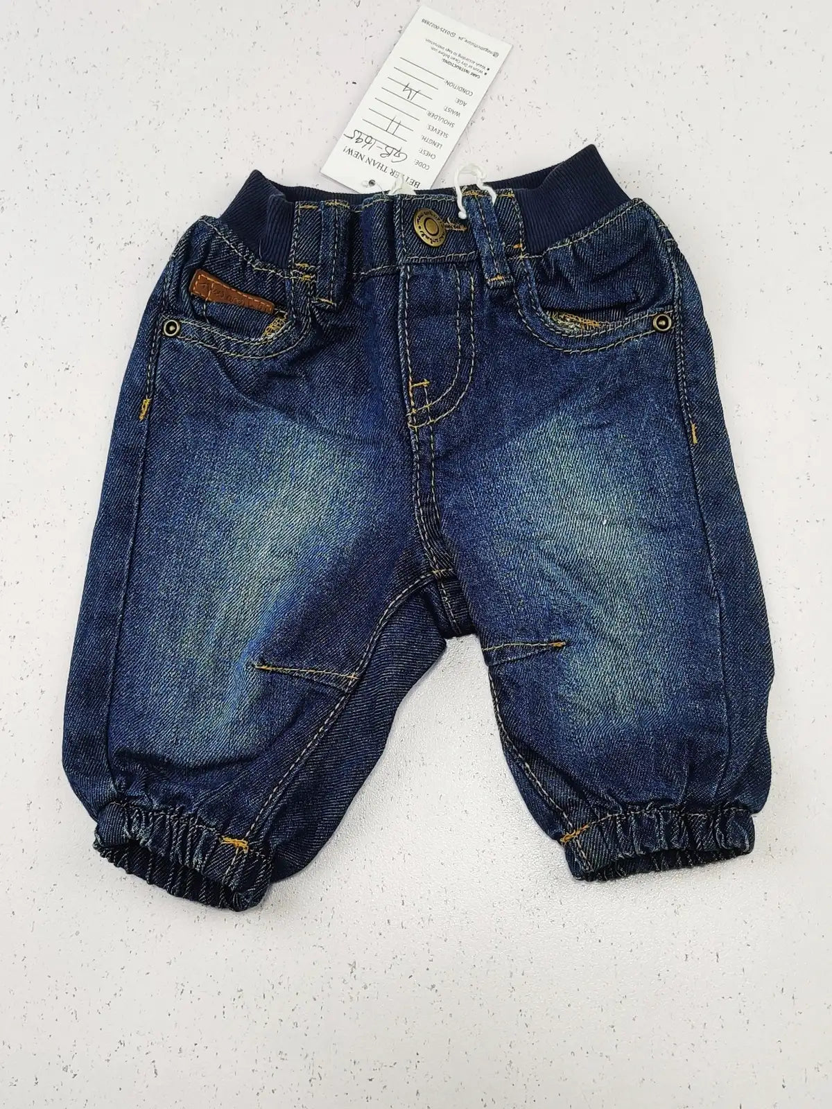 Buy online pre-used pre-loved 100% authentic & Original branded H&M (GB-1695) available in Pakistan. Top international brands avilable.