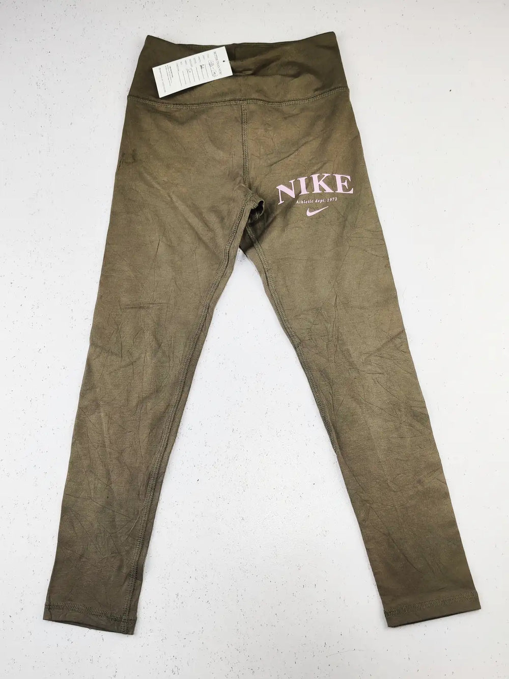 Buy online pre-used pre-loved 100% authentic & Original branded Nike (GB-1703) available in Pakistan. Top international brands avilable.