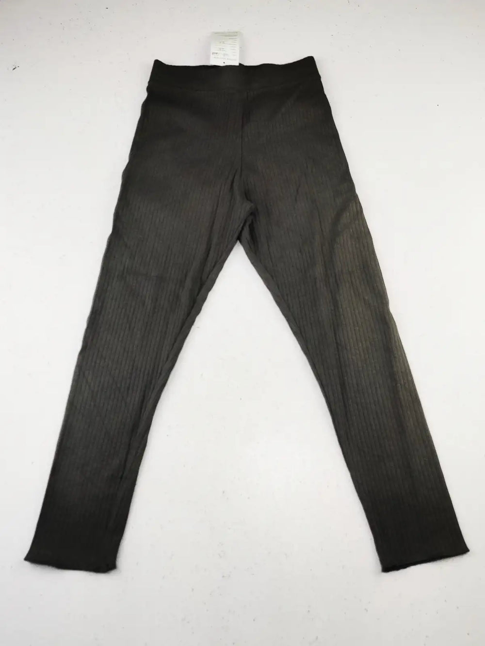 Buy online pre-used pre-loved 100% authentic & Original branded Primark (GB-1728) available in Pakistan. Top international brands avilable.