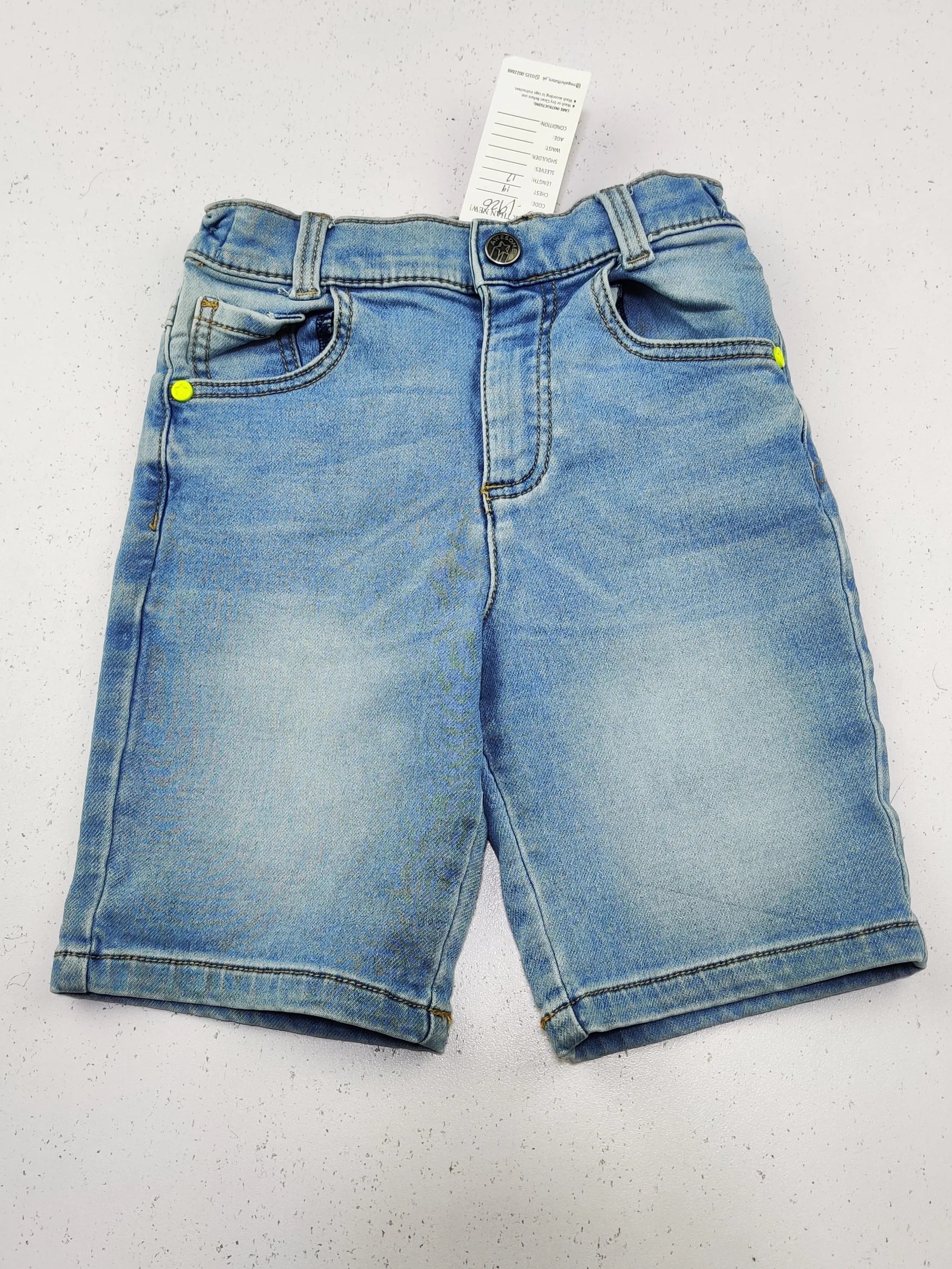 Buy online pre-used pre-loved 100% authentic & Original branded F&F (GB-1926) available in Pakistan. Top international brands avilable.