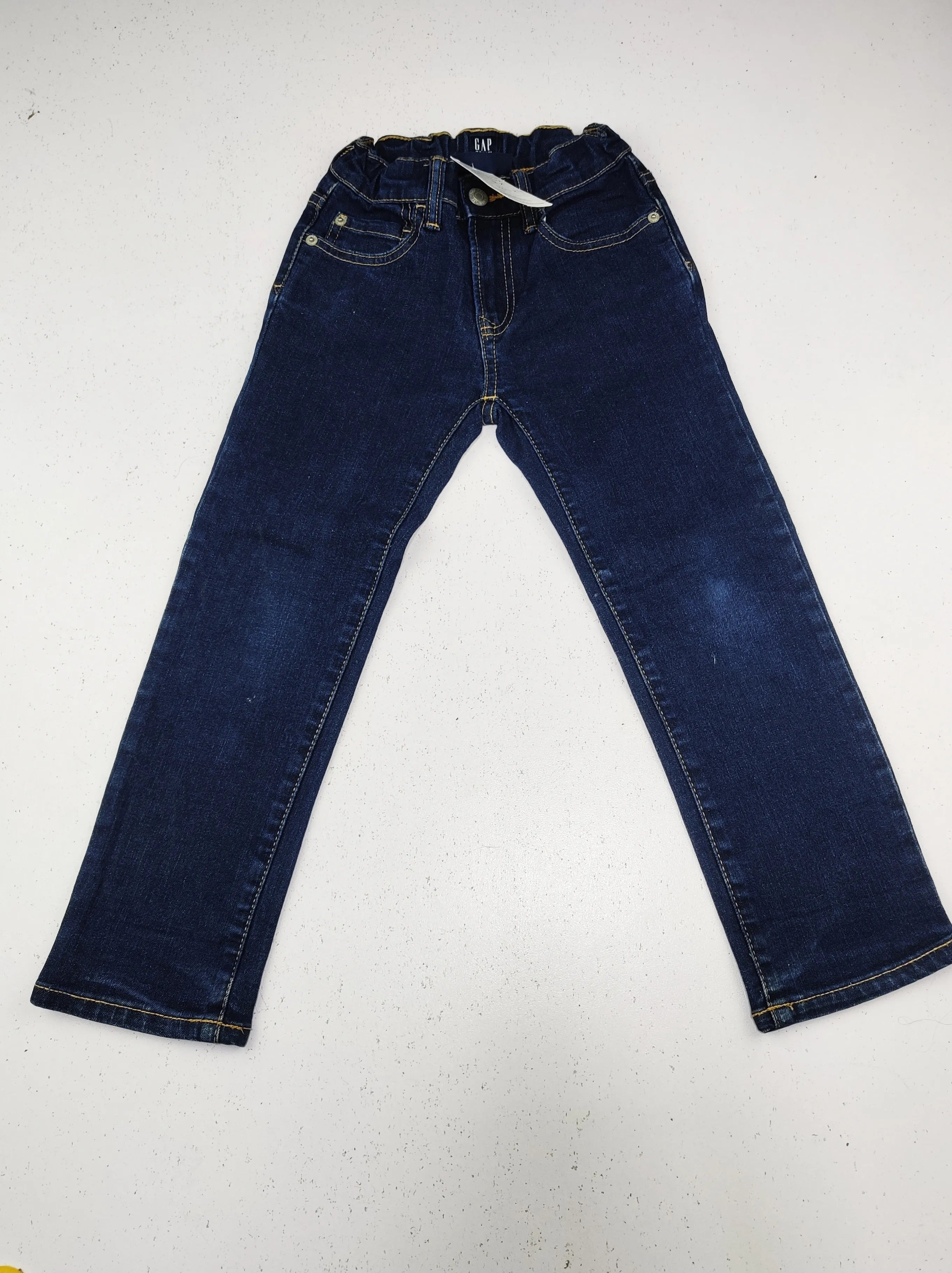 Buy online pre-used pre-loved 100% authentic & Original branded Gap (GB-1942) available in Pakistan. Top international brands avilable.