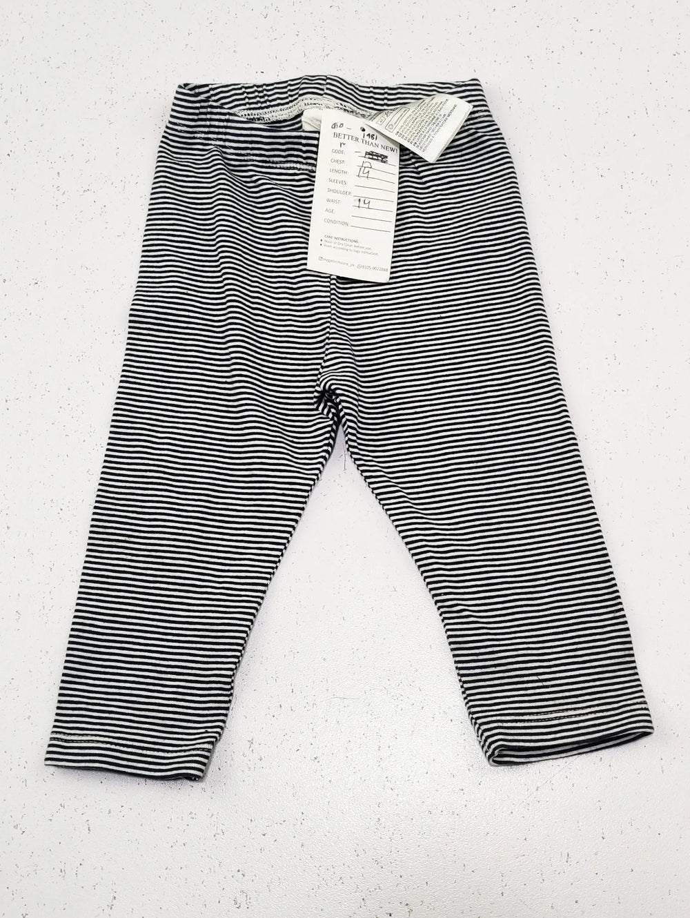 Buy online pre-used pre-loved 100% authentic & Original branded H&M (GB-1981) available in Pakistan. Top international brands avilable.