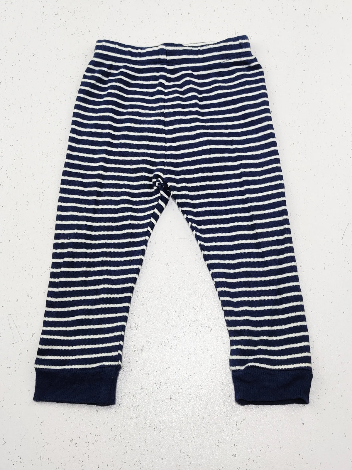 Buy online pre-used pre-loved 100% authentic & Original branded Lewis (GB-1986) available in Pakistan. Top international brands avilable.