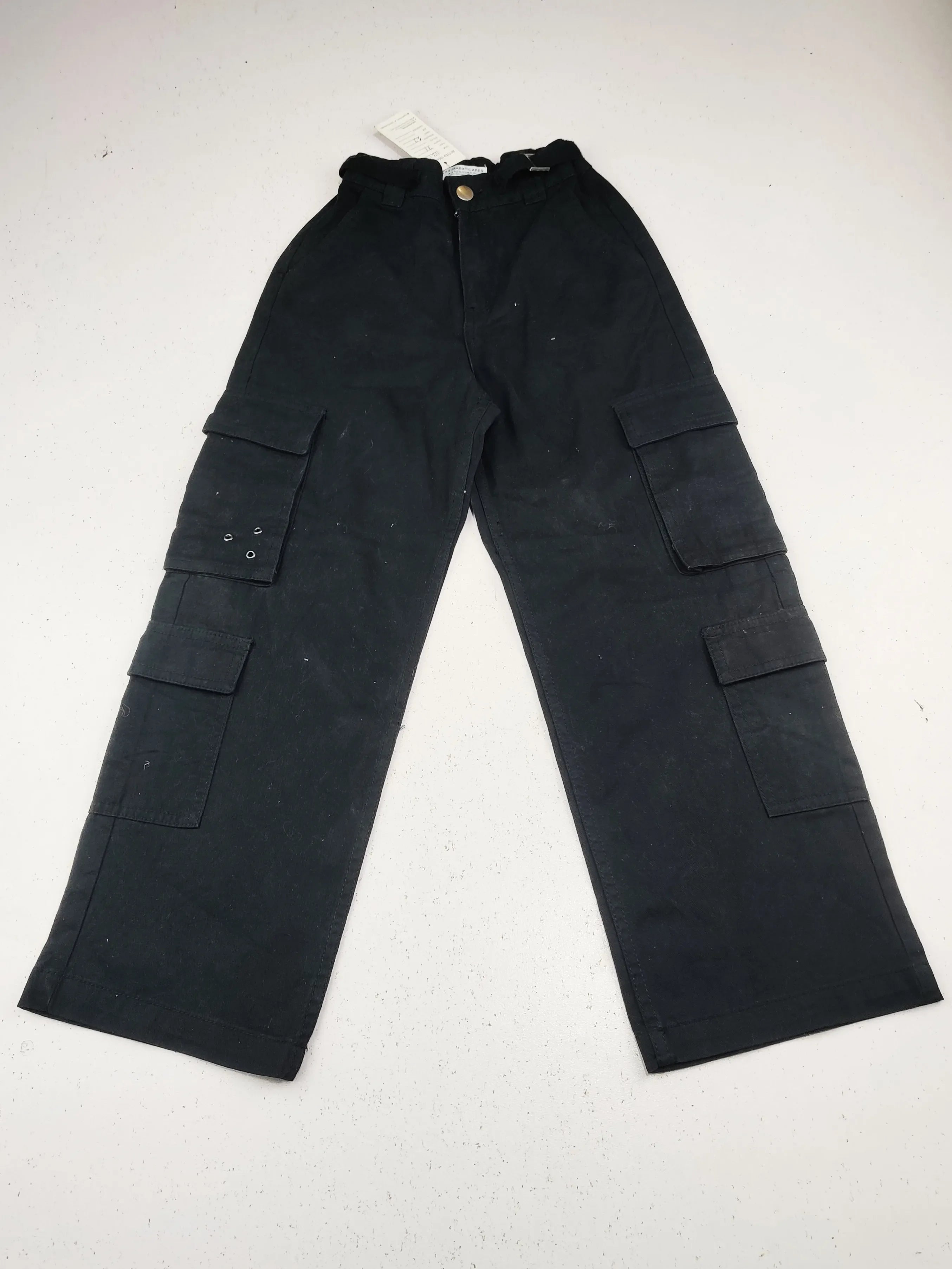 Buy online pre-used pre-loved 100% authentic & Original branded Primark (GB-1996) available in Pakistan. Top international brands avilable.