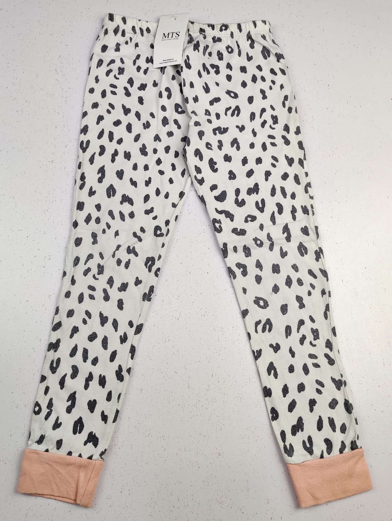 Buy online pre-used pre-loved 100% authentic & Original branded George (GB-307) available in Pakistan. Top international brands avilable.