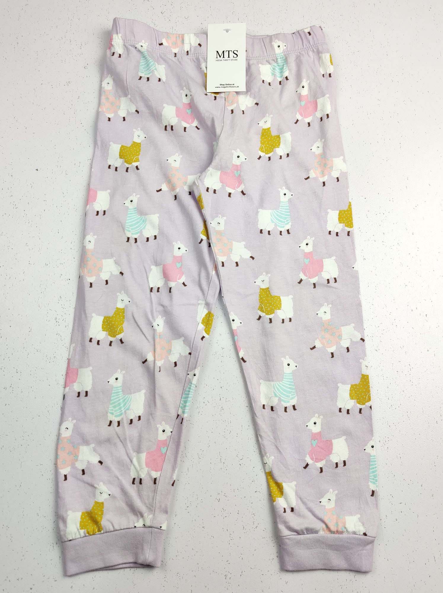 Buy online pre-used pre-loved 100% authentic & Original branded Marks & Spencer (GB-468) available in Pakistan. Top international brands avilable.