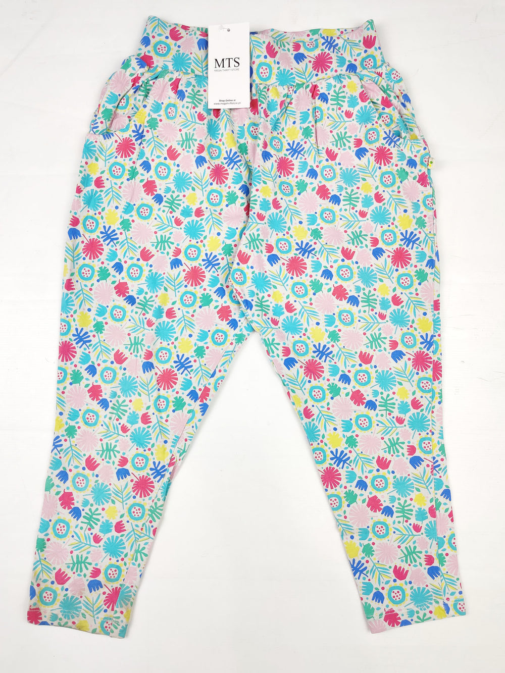 Buy online pre-used pre-loved 100% authentic & Original branded Frugi (GB-628) available in Pakistan. Top international brands avilable.