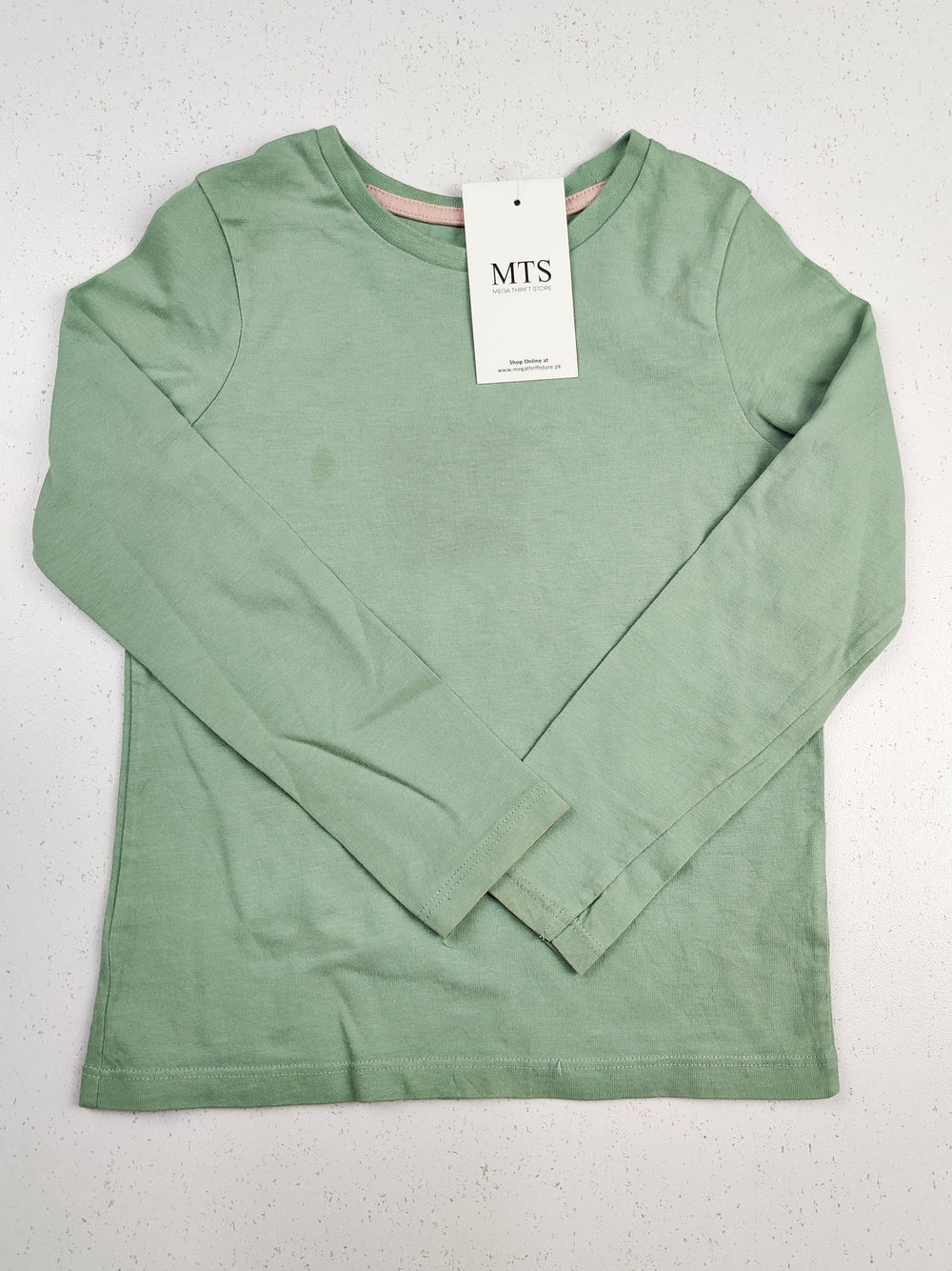 Buy online pre-used pre-loved 100% authentic & Original branded Nutmeg (GST-1012) available in Pakistan. Top international brands avilable.