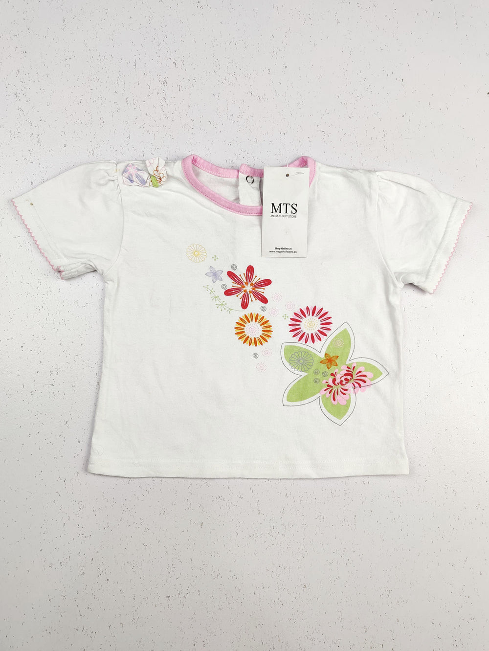 Buy online pre-used pre-loved 100% authentic & Original branded Dizzy Daisy (GST-1216) available in Pakistan. Top international brands avilable.