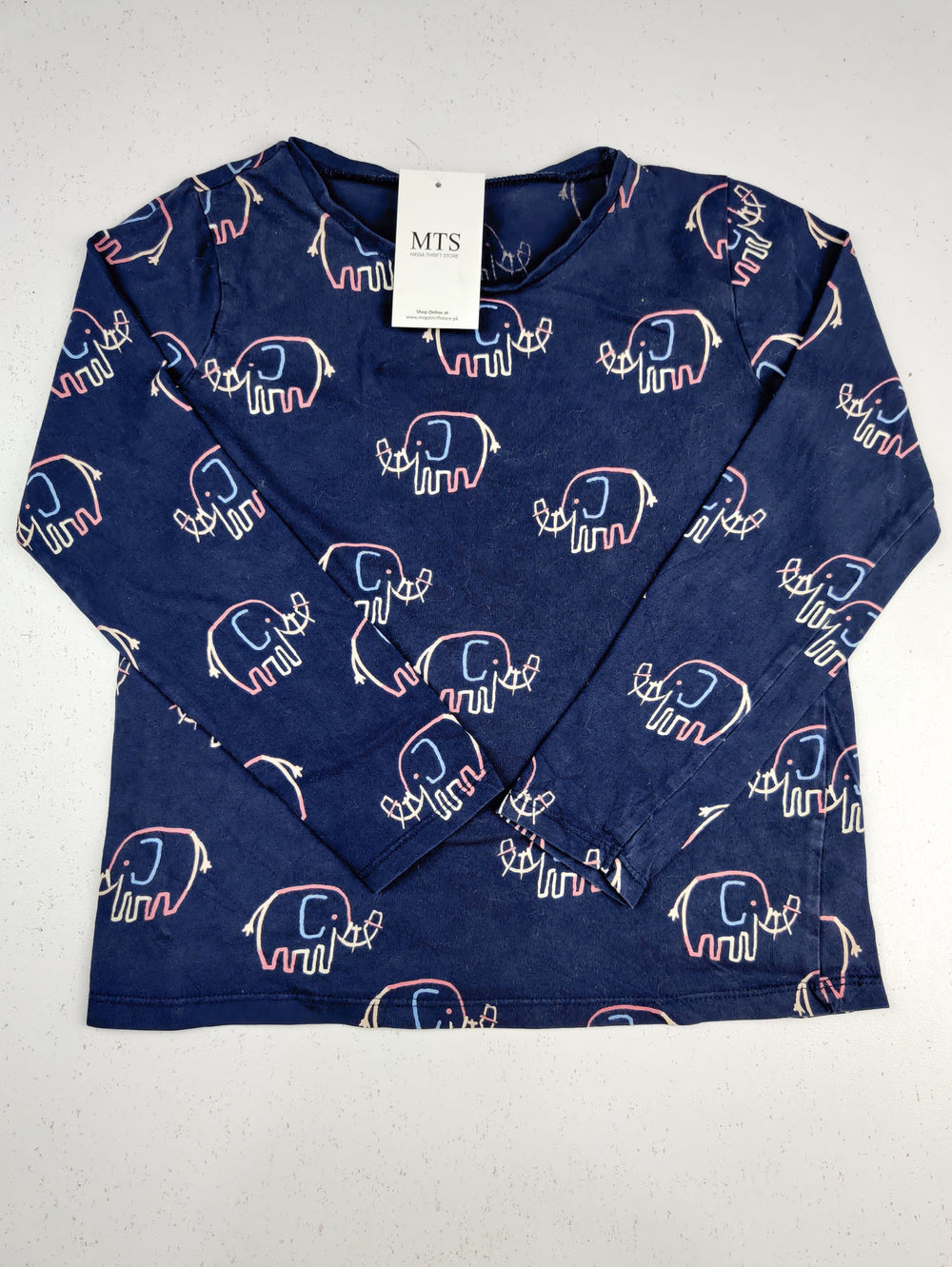 Buy online pre-used pre-loved 100% authentic & Original branded George (GST-1360) available in Pakistan. Top international brands avilable.