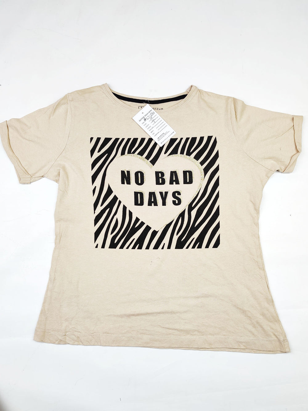 Buy online pre-used pre-loved 100% authentic & Original branded Primark (GST-1588) available in Pakistan. Top international brands avilable.