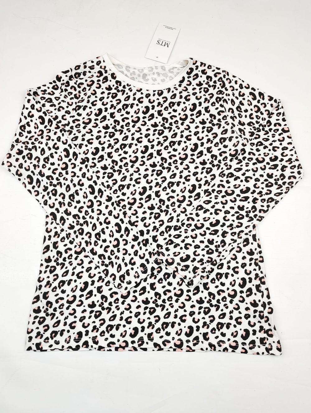 Buy online pre-used pre-loved 100% authentic & Original branded George (GST-1623) available in Pakistan. Top international brands avilable.