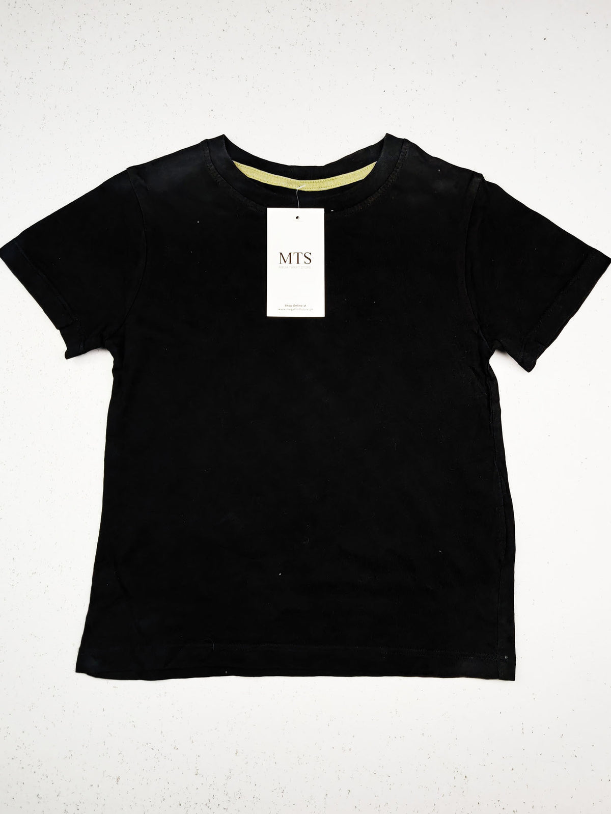 Buy online pre-used pre-loved 100% authentic & Original branded H&M (GST-1787) available in Pakistan. Top international brands avilable.