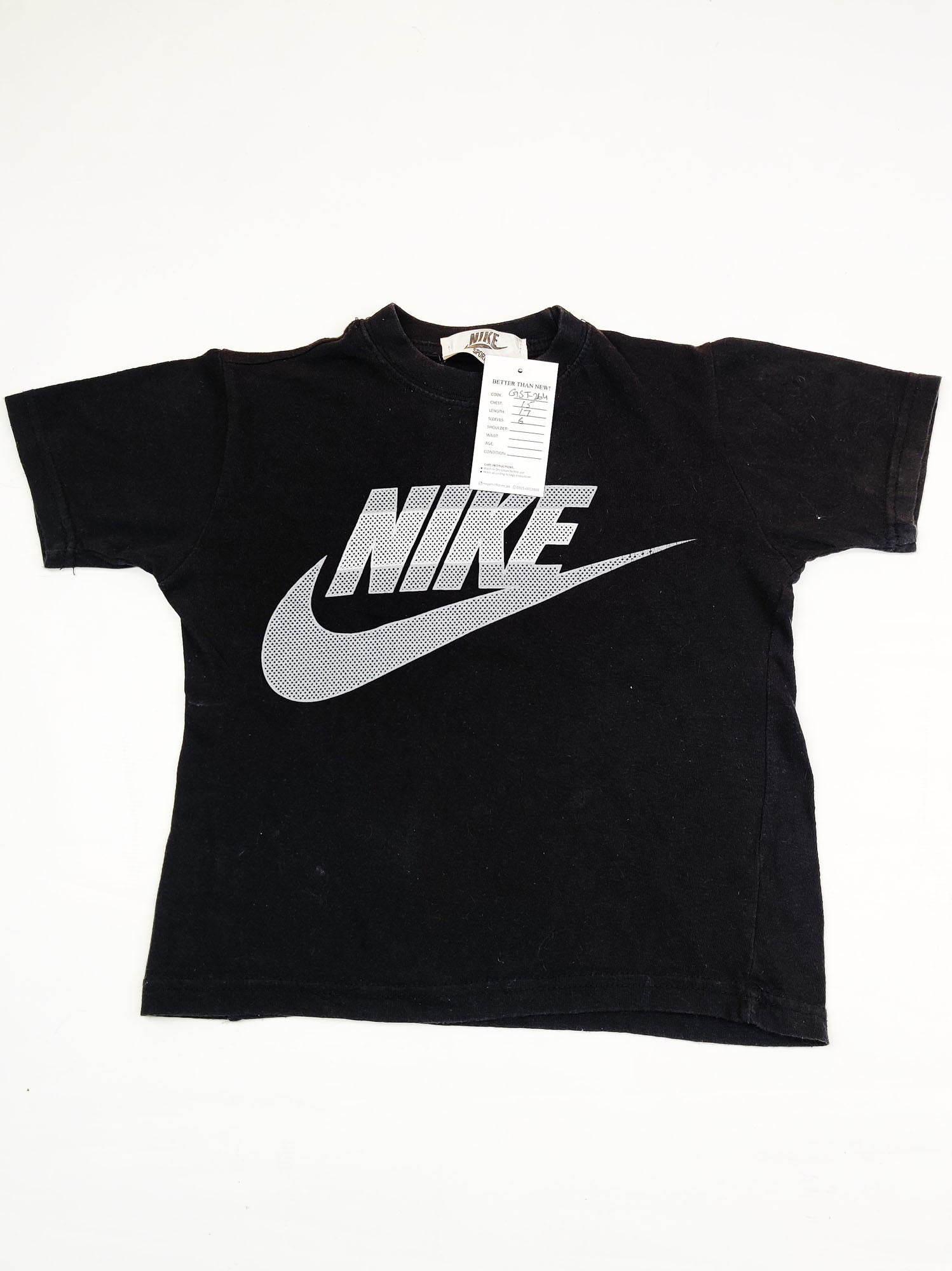 Buy online pre-used pre-loved 100% authentic & Original branded Nike (GST-2104) available in Pakistan. Top international brands avilable.